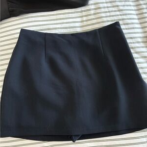 Abercrombie Black Skort